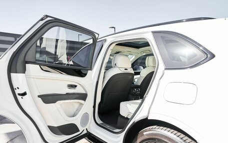 Bentley Bentayga I, 2024 год, 28 890 000 рублей, 31 фотография