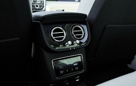 Bentley Bentayga I, 2024 год, 28 890 000 рублей, 37 фотография