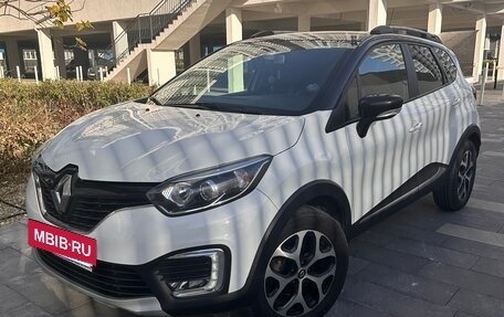 Renault Kaptur I рестайлинг, 2016 год, 1 600 000 рублей, 3 фотография
