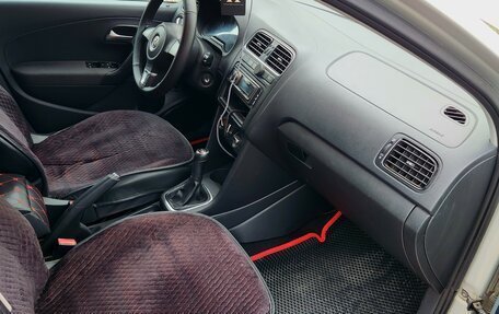 Volkswagen Polo VI (EU Market), 2011 год, 500 000 рублей, 6 фотография