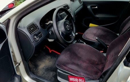 Volkswagen Polo VI (EU Market), 2011 год, 500 000 рублей, 8 фотография