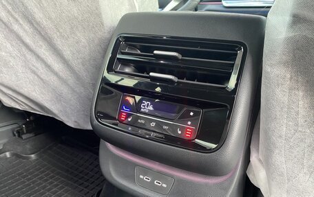 Volkswagen Teramont, 2025 год, 6 300 000 рублей, 17 фотография