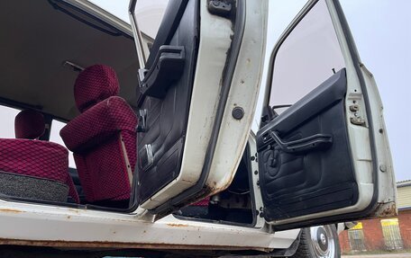 ГАЗ 3102 «Волга», 1996 год, 300 000 рублей, 24 фотография