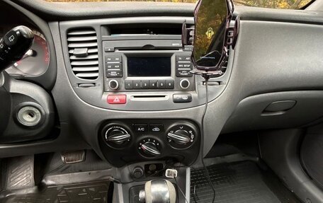 KIA Rio II, 2011 год, 550 000 рублей, 6 фотография