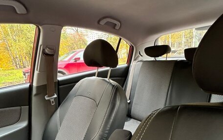 KIA Rio II, 2011 год, 550 000 рублей, 3 фотография