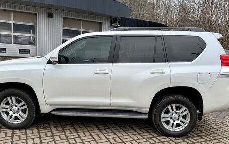 Toyota Land Cruiser Prado 150 рестайлинг 2, 2010 год, 3 200 000 рублей, 8 фотография