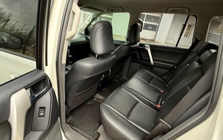 Toyota Land Cruiser Prado 150 рестайлинг 2, 2010 год, 3 200 000 рублей, 11 фотография