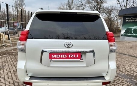 Toyota Land Cruiser Prado 150 рестайлинг 2, 2010 год, 3 200 000 рублей, 6 фотография