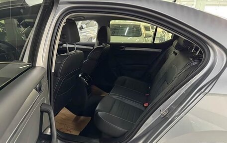 Skoda Superb III рестайлинг, 2022 год, 2 400 000 рублей, 9 фотография