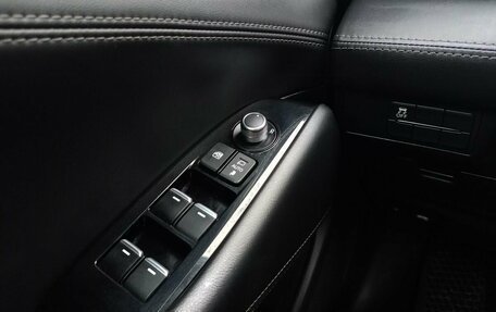 Mazda 6, 2018 год, 2 199 000 рублей, 13 фотография