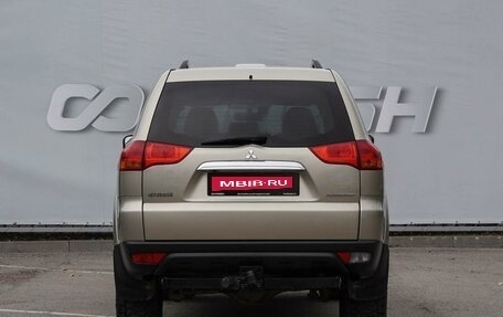 Mitsubishi Pajero Sport II рестайлинг, 2010 год, 1 899 000 рублей, 4 фотография