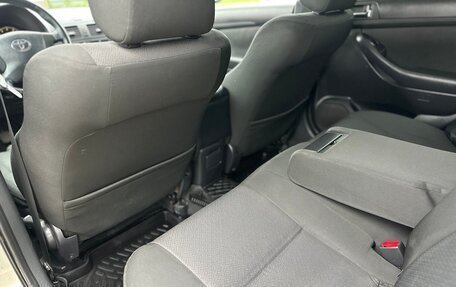 Toyota Avensis III рестайлинг, 2006 год, 575 000 рублей, 13 фотография