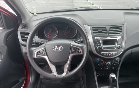 Hyundai Solaris II рестайлинг, 2014 год, 800 000 рублей, 9 фотография