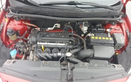 Hyundai Solaris II рестайлинг, 2014 год, 800 000 рублей, 15 фотография