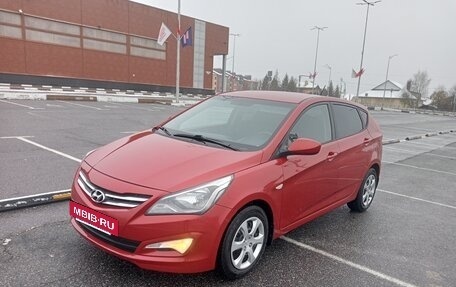 Hyundai Solaris II рестайлинг, 2014 год, 800 000 рублей, 2 фотография