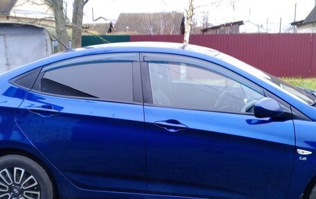 Hyundai Solaris II рестайлинг, 2015 год, 935 000 рублей, 2 фотография