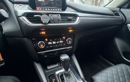 Mazda 6, 2016 год, 1 800 000 рублей, 12 фотография