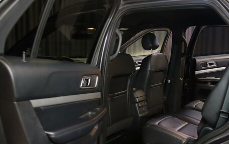 Ford Explorer VI, 2017 год, 2 099 000 рублей, 13 фотография