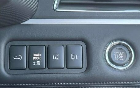 Mitsubishi Delica D:5 I, 2021 год, 3 350 000 рублей, 14 фотография