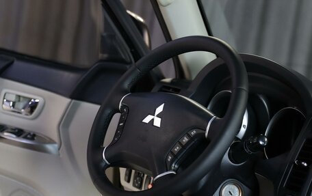 Mitsubishi Pajero IV, 2014 год, 2 019 000 рублей, 9 фотография