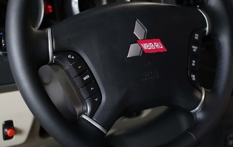 Mitsubishi Pajero IV, 2014 год, 2 019 000 рублей, 8 фотография