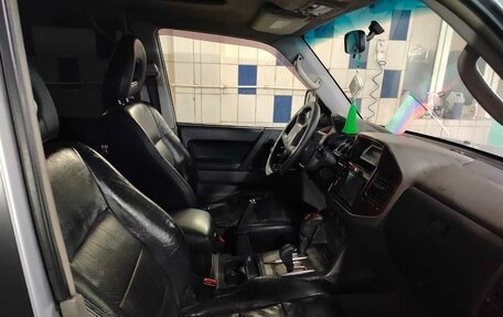 Mitsubishi Pajero III рестайлинг, 2003 год, 650 000 рублей, 2 фотография