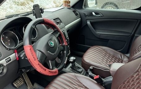 Skoda Yeti I рестайлинг, 2012 год, 800 000 рублей, 4 фотография