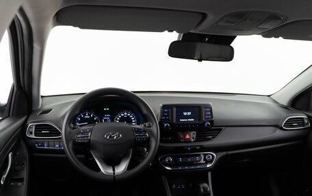 Hyundai i30 III, 2019 год, 1 643 097 рублей, 6 фотография