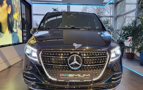 Mercedes-Benz V-Класс, 2025 год, 13 965 000 рублей, 2 фотография