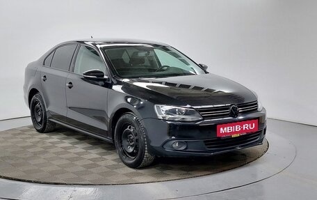 Volkswagen Jetta VI, 2013 год, 1 099 000 рублей, 3 фотография