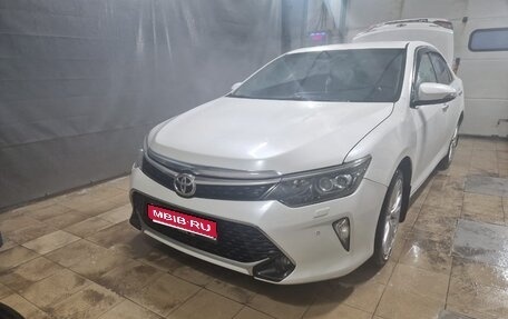 Toyota Camry, 2017 год, 2 050 000 рублей, 1 фотография