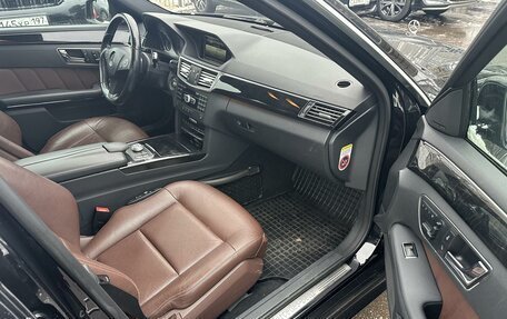 Mercedes-Benz E-Класс, 2010 год, 1 599 000 рублей, 6 фотография