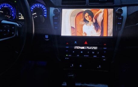 Toyota Camry, 2017 год, 2 050 000 рублей, 9 фотография