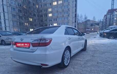 Toyota Camry, 2017 год, 2 050 000 рублей, 8 фотография