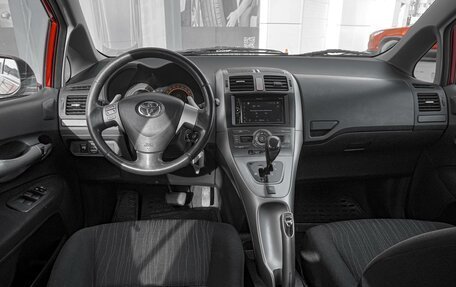 Toyota Auris II, 2007 год, 739 000 рублей, 6 фотография