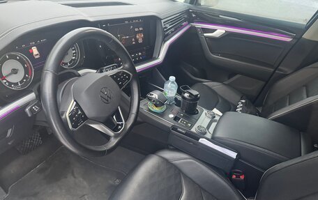 Volkswagen Touareg III, 2022 год, 6 550 000 рублей, 3 фотография