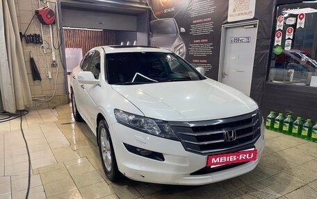 Honda Crosstour I рестайлинг, 2011 год, 1 800 000 рублей, 13 фотография