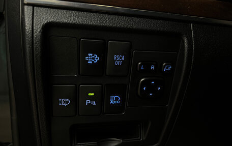 Toyota Land Cruiser 200, 2017 год, 6 340 000 рублей, 26 фотография