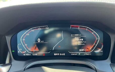 BMW 3 серия, 2021 год, 2 690 000 рублей, 15 фотография