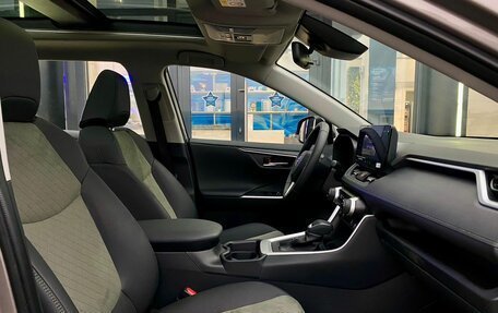 Toyota RAV4, 2025 год, 4 350 000 рублей, 27 фотография