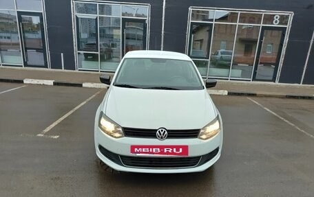Volkswagen Polo VI (EU Market), 2013 год, 750 000 рублей, 3 фотография
