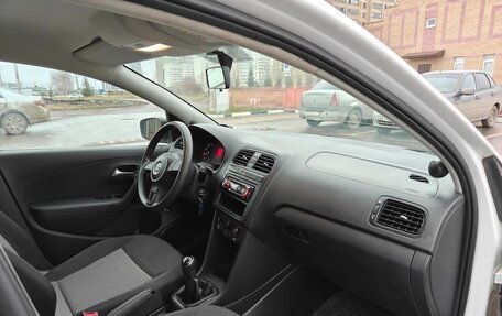 Volkswagen Polo VI (EU Market), 2013 год, 750 000 рублей, 14 фотография