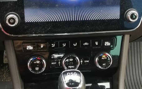 Skoda Superb III рестайлинг, 2021 год, 2 850 000 рублей, 10 фотография