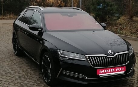Skoda Superb III рестайлинг, 2021 год, 2 850 000 рублей, 3 фотография