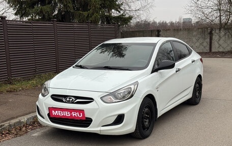 Hyundai Solaris II рестайлинг, 2013 год, 699 000 рублей, 3 фотография