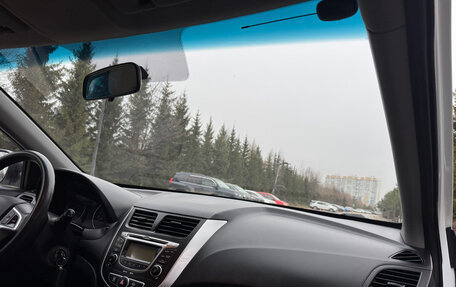 Hyundai Solaris II рестайлинг, 2013 год, 699 000 рублей, 22 фотография