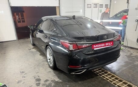 Lexus ES VII, 2018 год, 4 500 000 рублей, 3 фотография