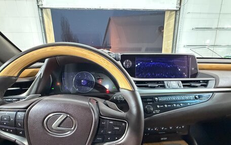 Lexus ES VII, 2018 год, 4 500 000 рублей, 11 фотография