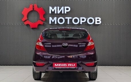 Hyundai Solaris II рестайлинг, 2013 год, 770 000 рублей, 5 фотография