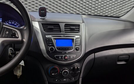 Hyundai Solaris II рестайлинг, 2013 год, 770 000 рублей, 17 фотография